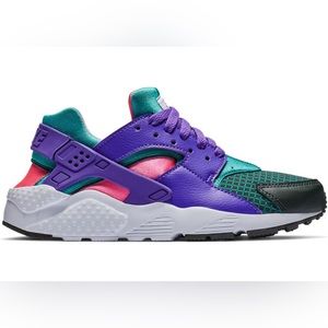 Huaraches; US: 7Y [NEW] [Never Worm]